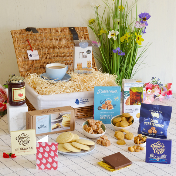 The British Traditional Gift Basket by The British Hamper Company